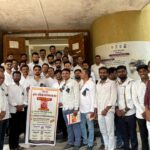 ऑनलाईन औषध विक्रीविरोधात लोणार तालुक्यात मेडिकल कडकडीत बंद; काळ्या फिती लावून केमिस्टचा एल्गार! ‌:तहसीलदारांमार्फत पंतप्रधानांना पाठवले निवेदन; ‘बंद’ला १००% प्रतिसाद .